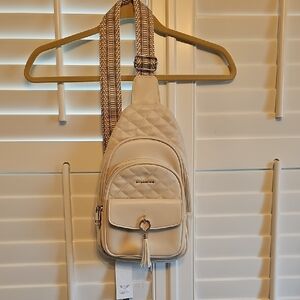 Missnine Beige Quilted Backpack